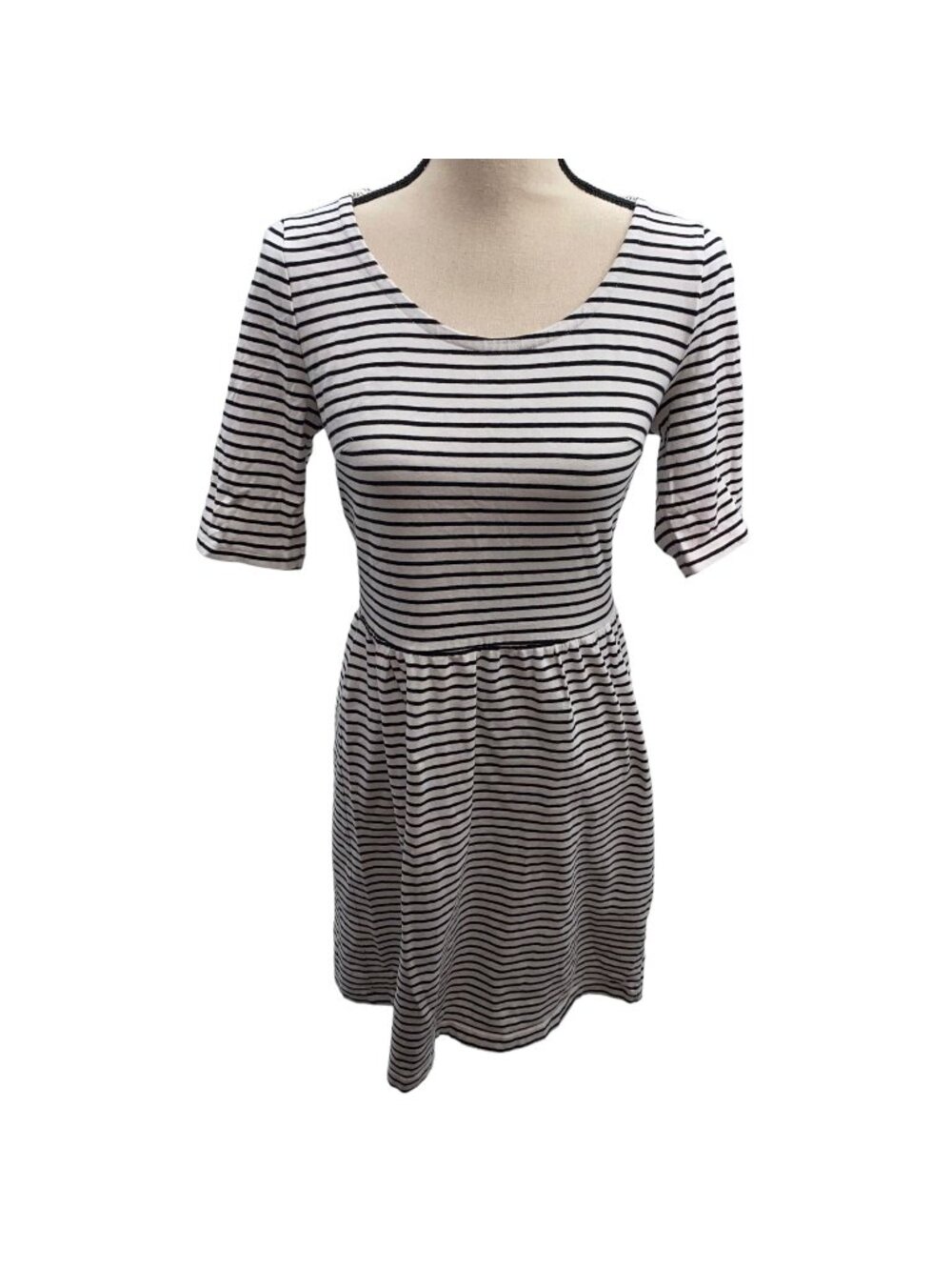 Old Navy Medium Striped Dress Black and White